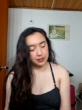 Stripchat Live Porn of Emi_chik