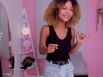 Stripchat Live Sex Cam of Johaphyton