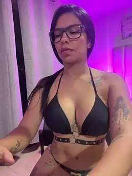 Stripchat Adult Webcams of Noa_rousse01