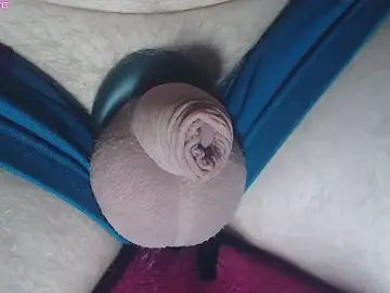 Stripchat Watch Live Sex Cams of kevintyler69