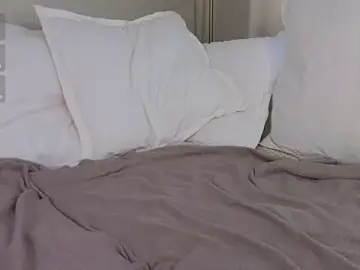 Stripchat Live Sex Cam of slow_flower