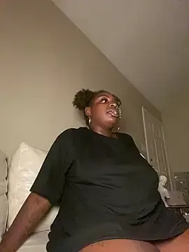 Stripchat Live Sex Cam of LillShayy