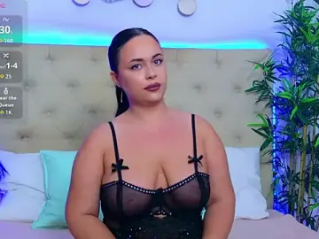 Stripchat Nude Webcam of TemptingLuna_