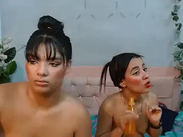 Stripchat Sex Cam of Alma_Meza