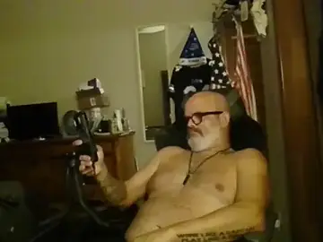 Stripchat Live Sex Cam of muthaxxtrukka