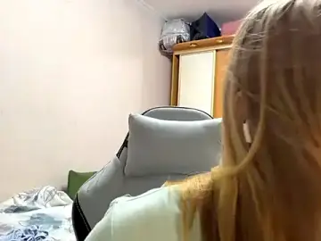 Stripchat Watch Live Sex Cams of HebrewRiding