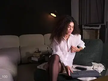 Stripchat Sex Chat of paulacora100
