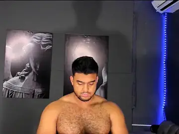 Stripchat Nude Webcam of Big_furry_bear13