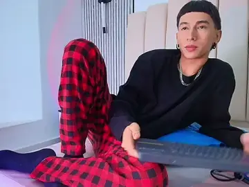 Stripchat Live Sex Cam of lian_cameron