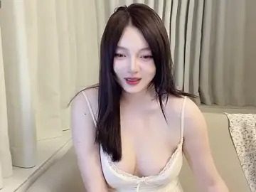 Stripchat Nude Webcam of ShayuDawang