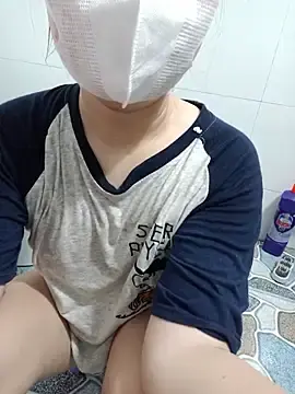 Stripchat Live Sex Cam of EnzxMoon02