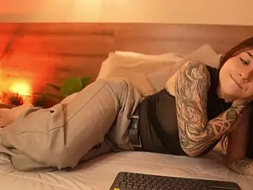 Stripchat Free Porn Cam of Charlotte_Rossee