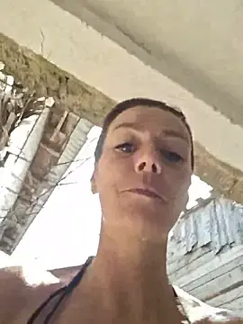Stripchat Free Porn Cam of missydiorr10