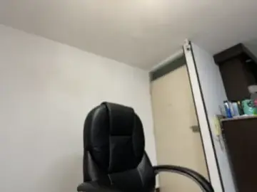 Stripchat Free Live Porn of alison_parkerrr26