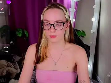 Stripchat Sex Cam of R0cket_bunny