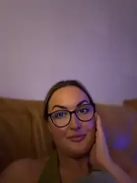 Stripchat Best live sex cam show of Crystal_xox