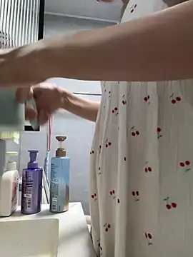Stripchat Free Porn Cam of Xiao_Mao_meow
