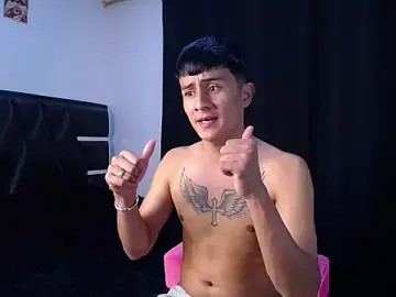 Stripchat Watch Live Sex Cams of Fernando_Official