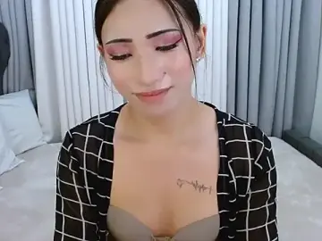 Stripchat Free Porn Cam of shamica_pleasure