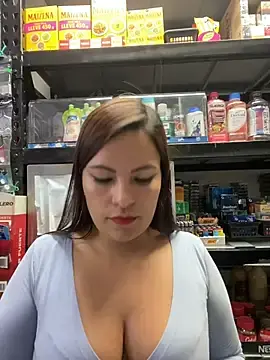 Stripchat Best Webcam of MIA_ROSSEEE
