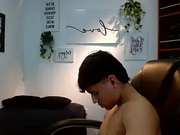 Stripchat Adult Webcam of Ryan_grayx