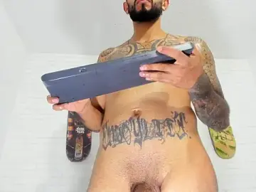 Stripchat Live Sex of sofiandnick_smith