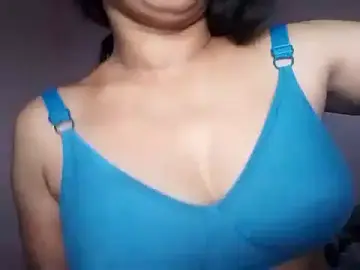 Stripchat Nude Webcam of Komal_Bhabhi4u