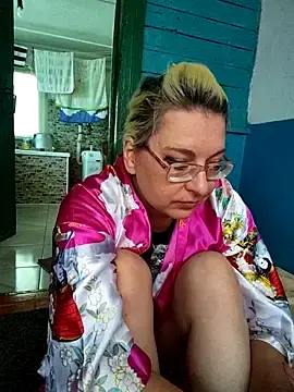 Stripchat Adult Webcams of VikaKing