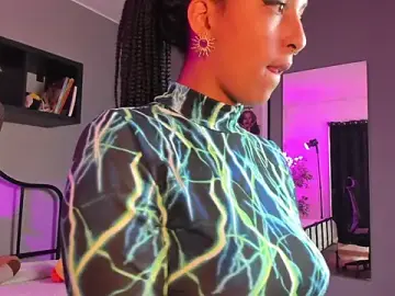 Stripchat Watch Live Sex Cams of Millie_Volturi