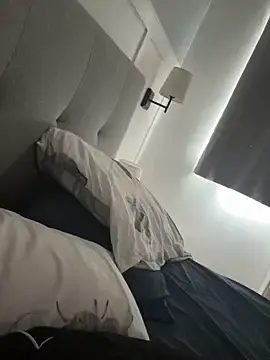 Stripchat Live Porn of lucyxoxq