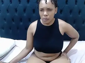 Stripchat Live Sex Cam of LilacKiss
