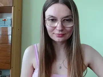 Stripchat Best Webcam of LooveELLYx