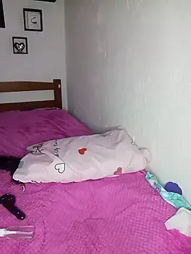 Stripchat Sex Cam of Violet_glow