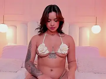 Stripchat Best live sex cam show of sarah_salis_