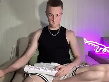 Stripchat Free Porn Cam of Travis_Gracile