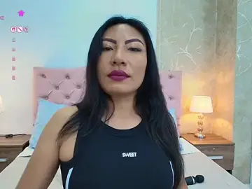 Stripchat Sex Cam of isis_choi