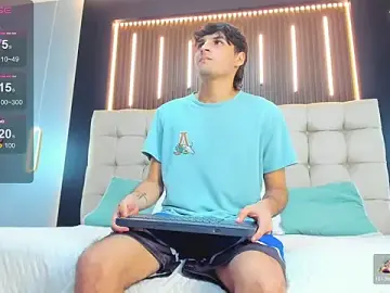 Stripchat Sex Chat of Zack23__
