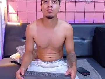 Stripchat Sex Chat of criss_hardcock_