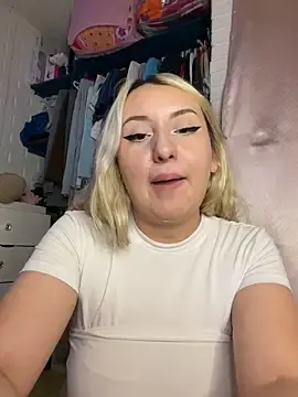 Stripchat Free Live Porn of NibiruNairobi69