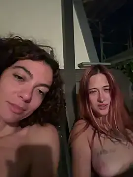 Stripchat Watch Live Sex Cams of strawberry_queen2
