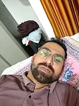 Stripchat Sex Cam of RonitVora