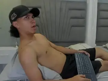 Stripchat Adult Webcams of ricky_backus