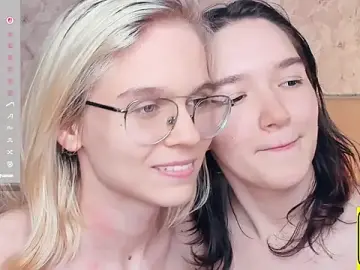 Stripchat Live Sex Cam of KarinStfleur