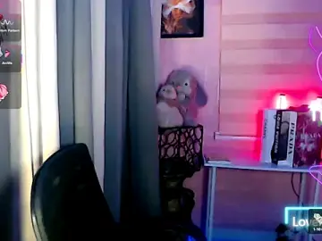 Stripchat Free Porn Cam of akiramoore