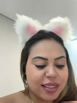 Stripchat Nude Webcam of lariic