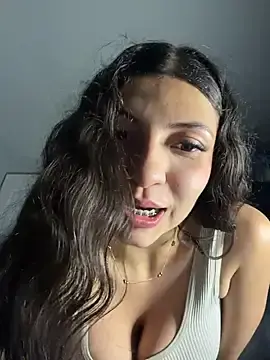 Stripchat Live Sex of arieel__722