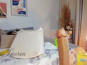 Stripchat Watch Live Sex Cams of Misslaurenn