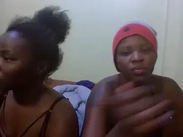 Stripchat Live Sex Cam of Lunatemptation1