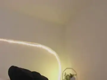 Stripchat Watch Live Sex Cams of katiepeach_