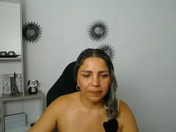 Stripchat Adult Webcam of cum_bigass
